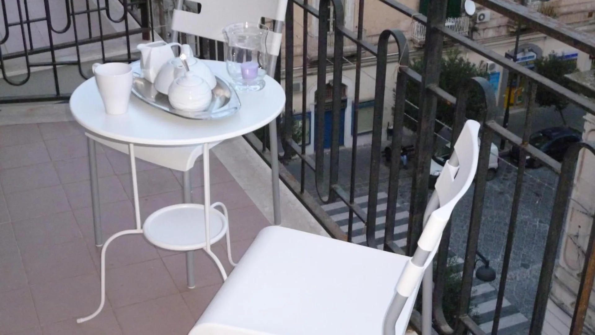 *** Bed & Breakfast B&B Le Grand Bleu Siracusa - One Hundred Steps From Ortigia -Sea View - Syracuse Italy